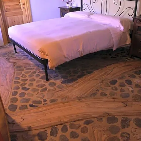 Da Giua' Couette-café Apricale