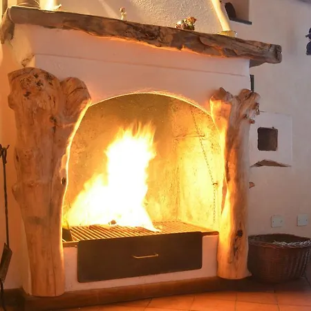 Couette-café Da Giua' 3*