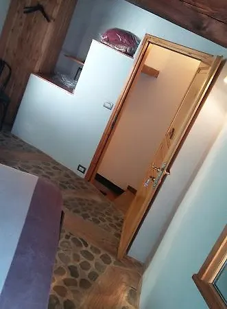 Da Giua' Couette-café